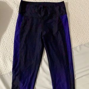 Fabletics workout leggings Demi Lovato